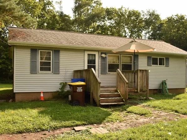 221 Kedzie Ave, South Beloit, IL 61080