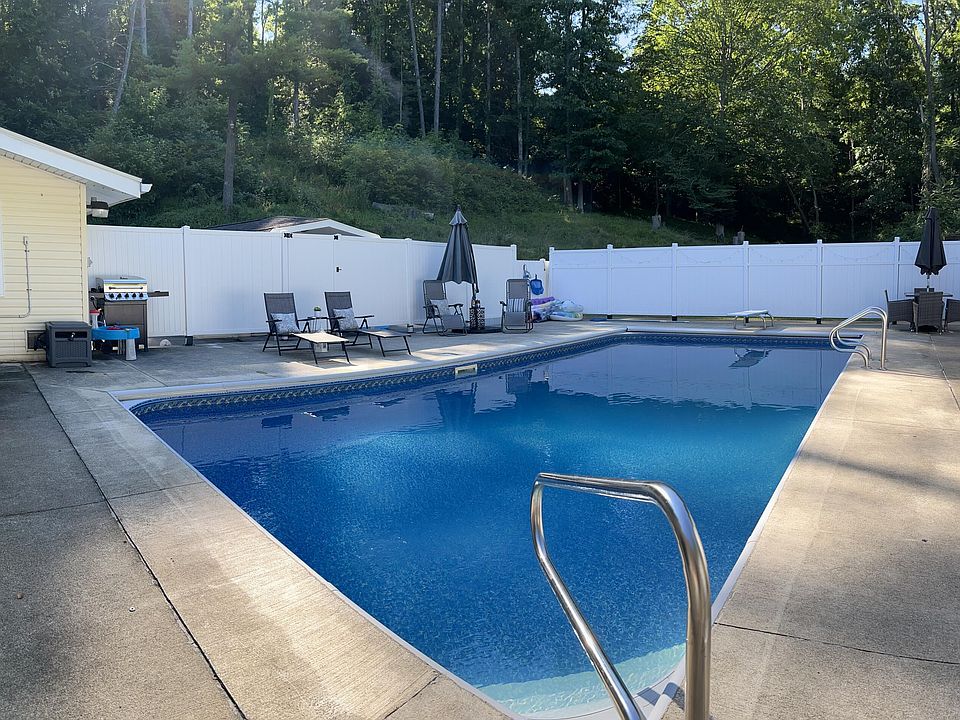 957 Burr Oak Blvd, Nelsonville, OH 45764 Zillow