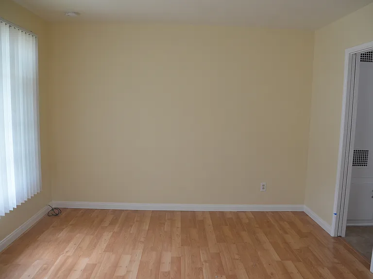 852 Missouri St — Photo 3