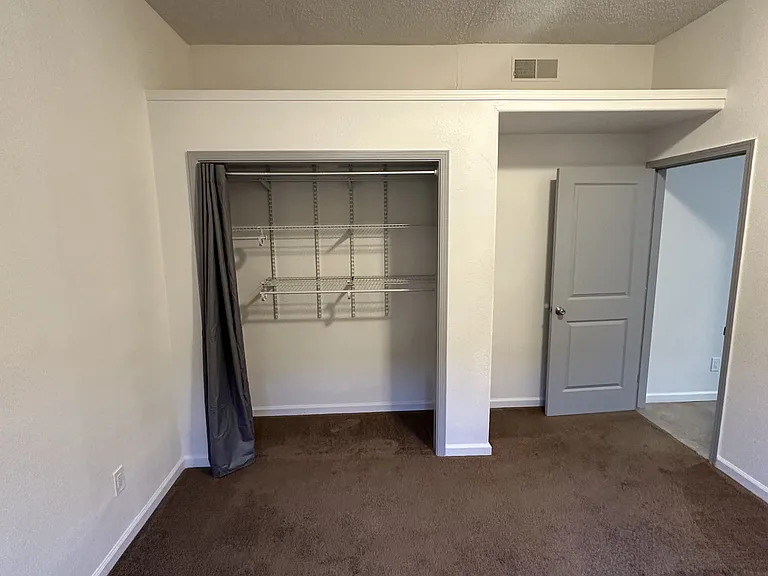 2841 Alder Ave #A — Photo 6