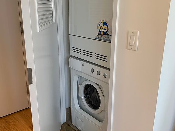 3rd image of 885 6th Ave APT 21C