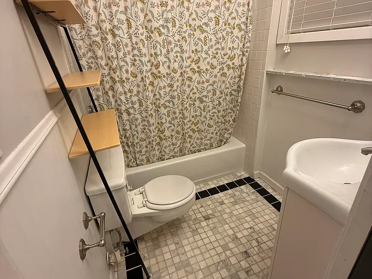 109 Lakeview Blvd — Photo 12