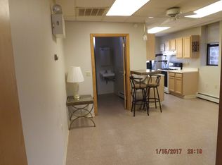 836 W Shore Rd, Warwick, RI 02889