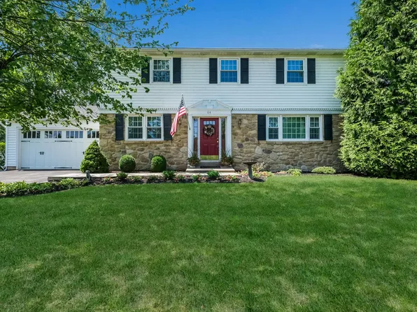 64 Crescent Dr, Holland, PA 18966