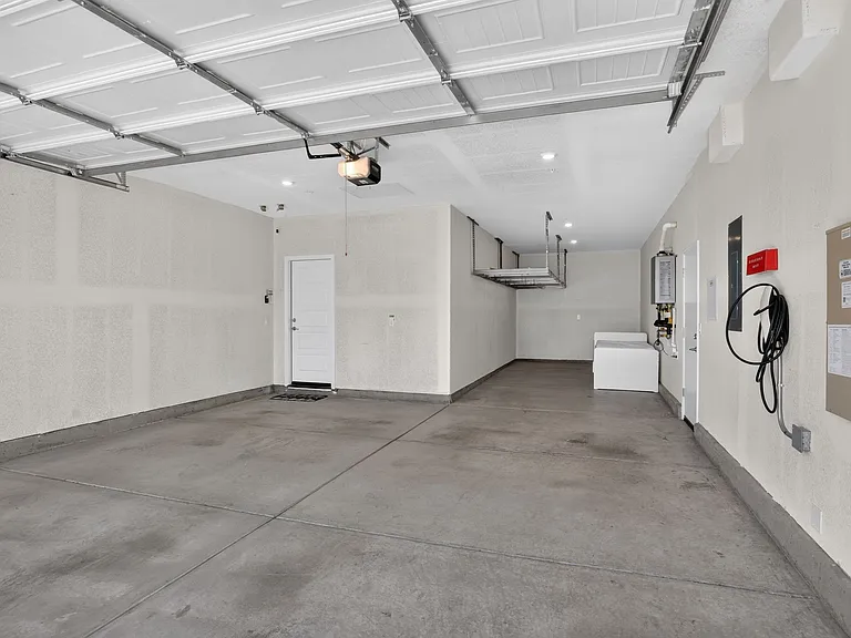 4178 Eventide Ave — Photo 44