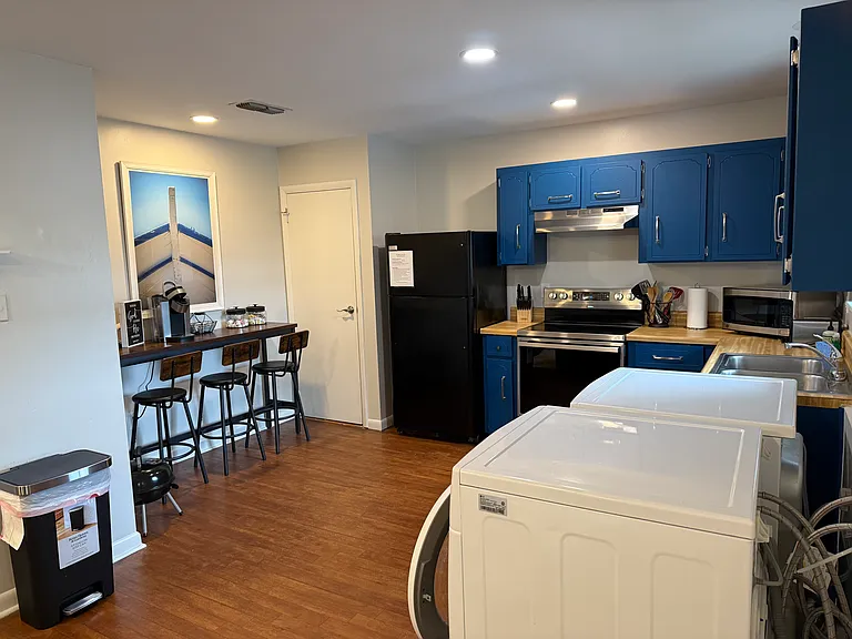 111 Seaparc Cir #C — Photo 6