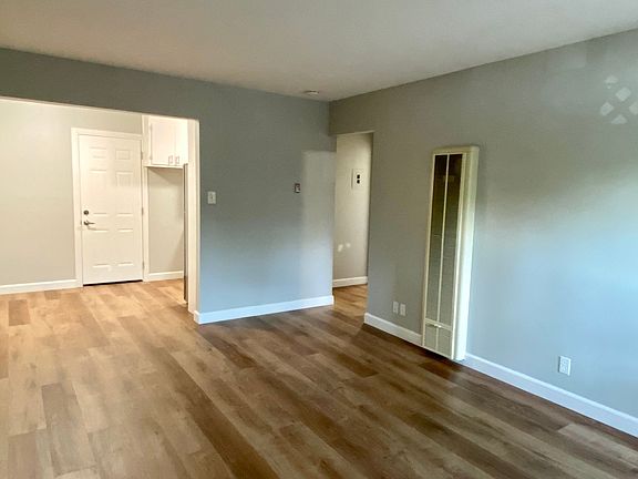 4th image of 413 N Rengstorff Ave APT 1