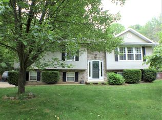 22385 Buena Vista Rd, Rockbridge, OH 43149