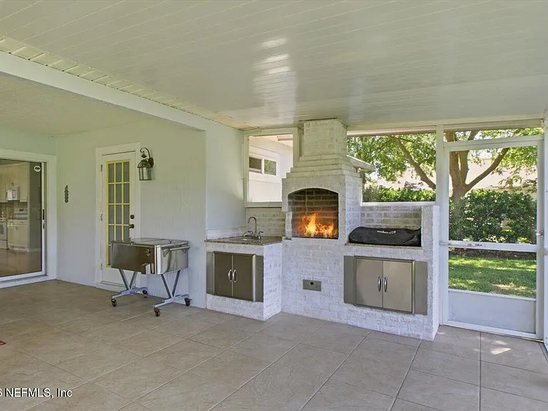 160 Crossroad Lakes Dr — Photo 20