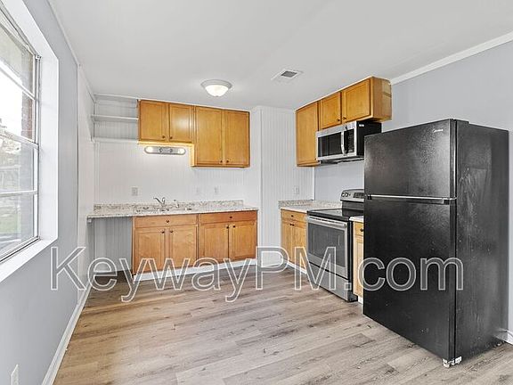 5th image of 2675 Teakwood Dr
