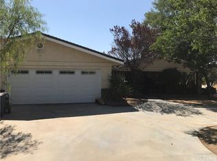 32520 Willow Ln, Saugus, CA 91390