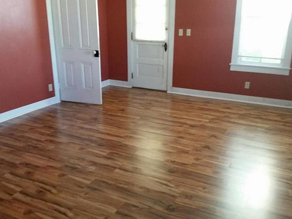 3rd image of 608 N 4th St