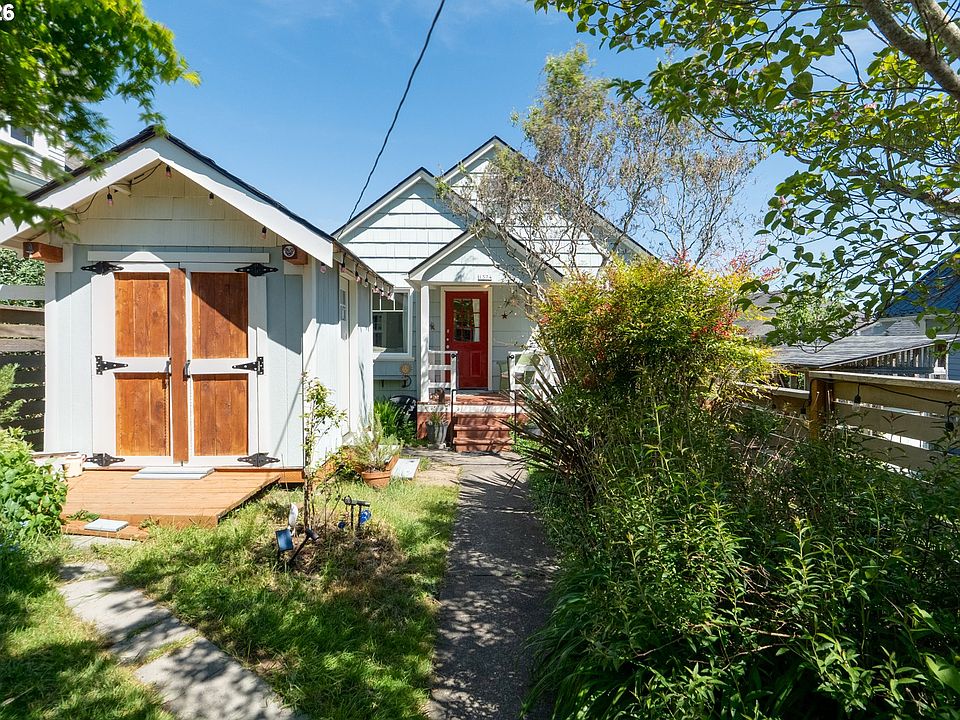 1st image of 1374 Parker Pl