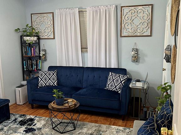 4th image of 2733 SW 9th Street