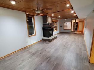 1951 Ontarioville Rd, Hanover Park, IL 60133