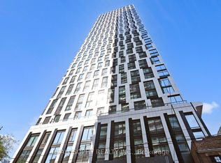 252 Church St #5207, Toronto, ON M5B 1Z2