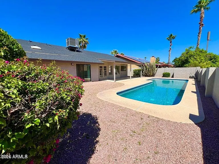 10889 E Kalil Dr — Photo 20