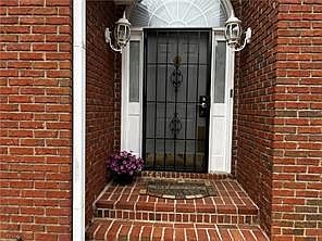 5th image of 5320 Oglethorpe Ct