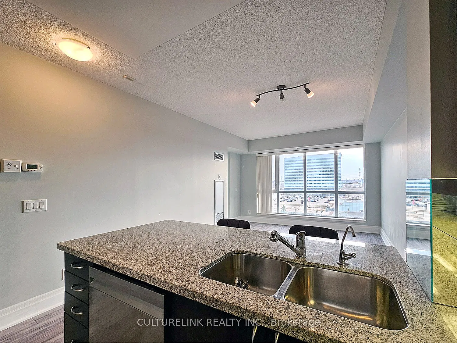 1 bed, $2,250 — Photo 4