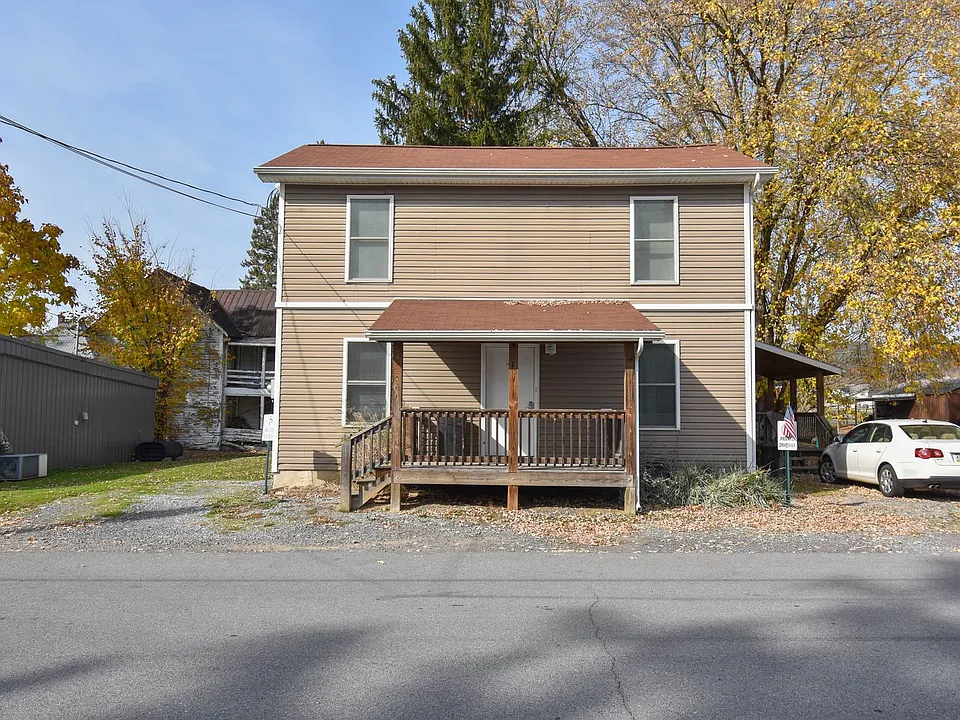 15 Locust St