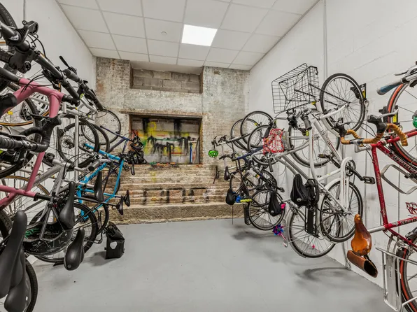 220 West 148th Street image 12 of 14