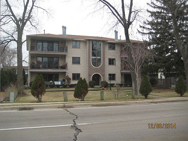 1st image of 7921 W 103rd St APT 1B
