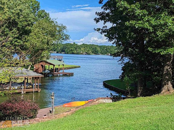 2nd image of 105 Rock Lake Dr