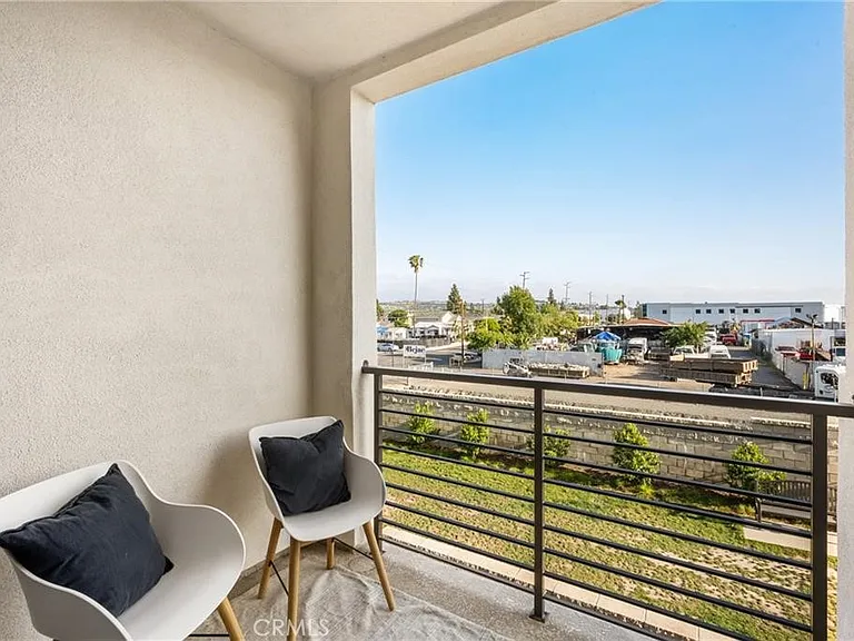 1590 E Hermosa Ln #3 — Photo 17