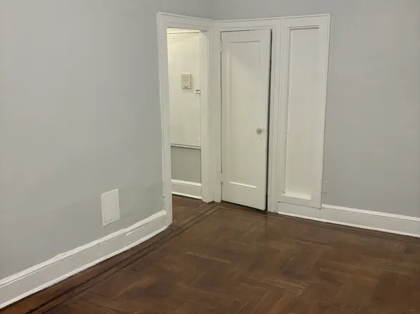 239 Fowler Avenue image 1 of 7