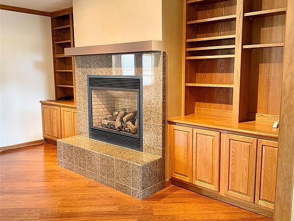 2nd image of 2 Wildwood Place