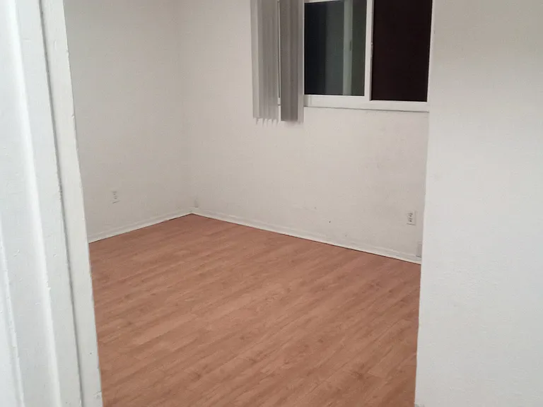 11941 Lee Ave #7 — Photo 9