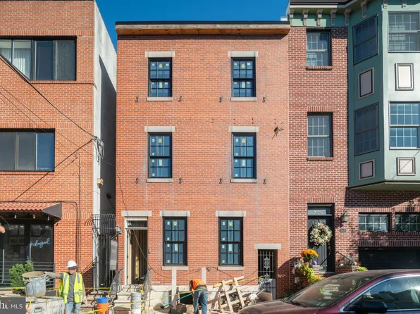 807 S 3rd St, Philadelphia, PA 19147