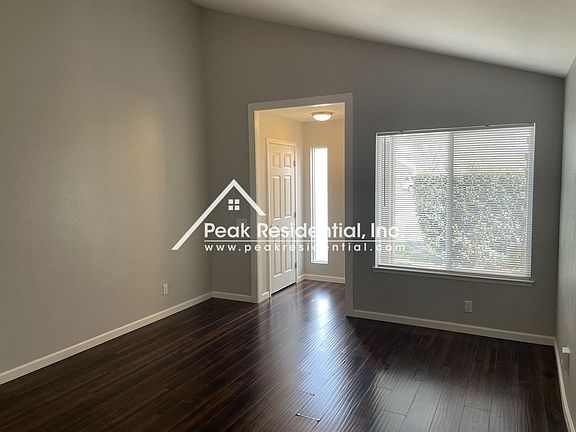 2nd image of 3550 Hanks St