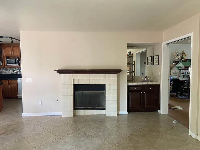 10695 Chinon Cir — Photo 9