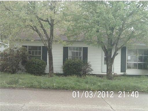 2nd image of 1975 Long Meadow Dr