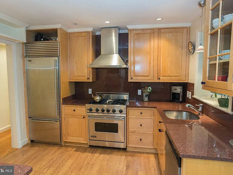 5628 Knollwood Rd — Photo 22