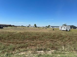 8432 Longhorn Dr, Justin, TX 76247