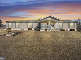 21 Butler Ln, Newville, PA 17241