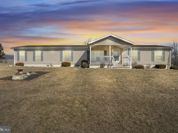 21 Butler Ln, Newville, PA 17241