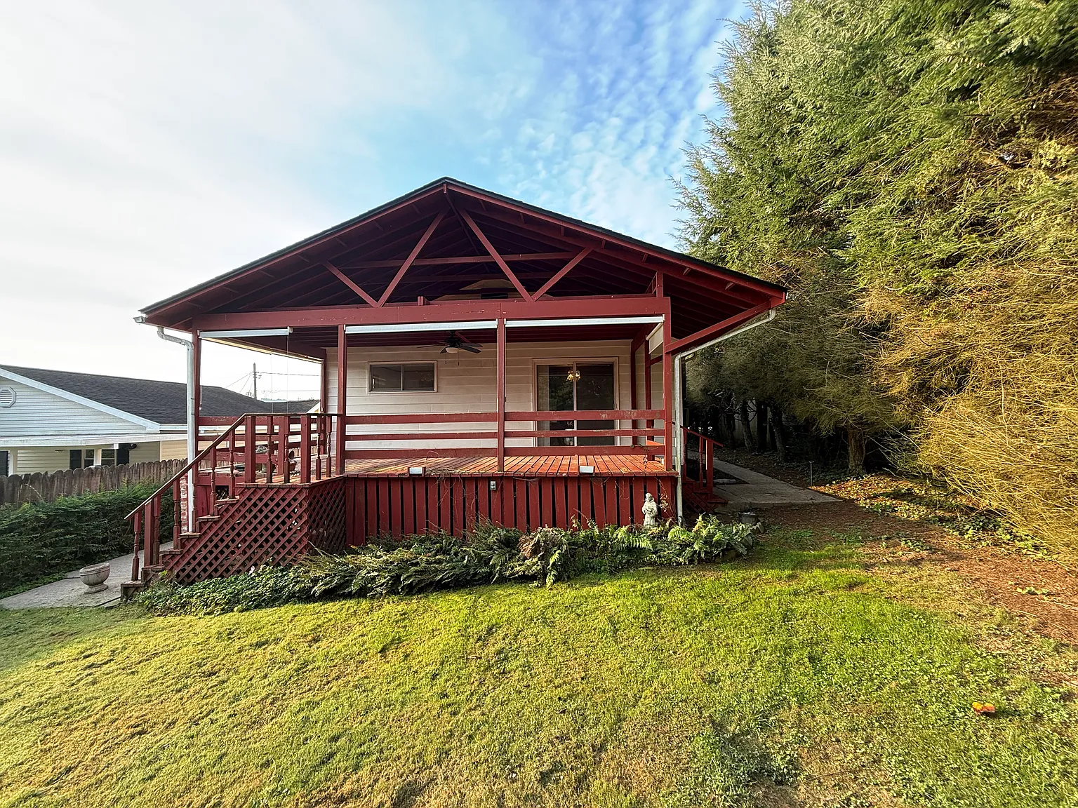 2 bed, 1.5 bath, 1456 sqft, $2,400 — Photo 3