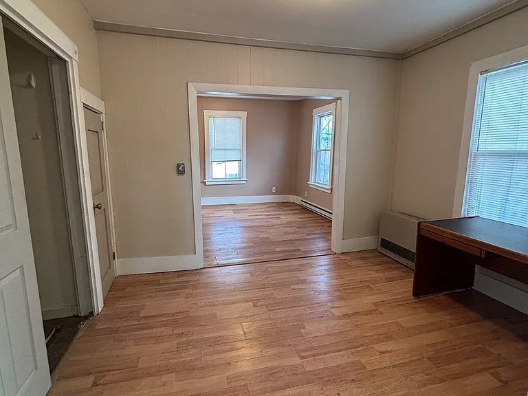 8 Bennett St — Photo 13