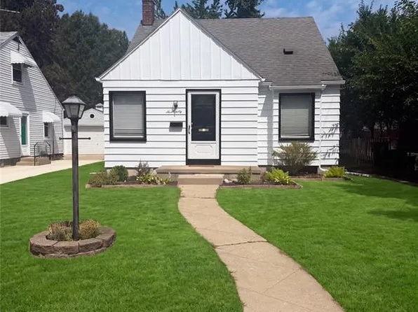 740 W Maplehurst St, Ferndale, MI 48220