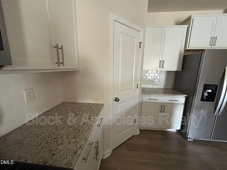 268 Abbots Mill Dr — Photo 5