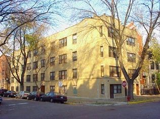 656 W Briar Pl #OB-49/2, Chicago, IL 60657