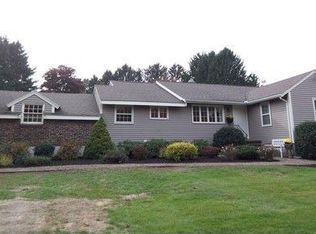 35 Topsfield Rd, Wenham, MA 01984