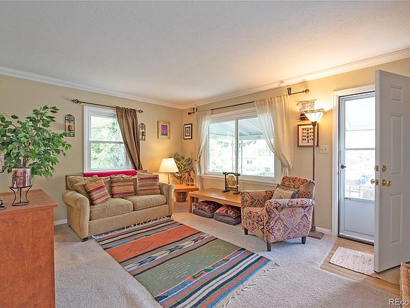 5th image of 209 Washington Avenue