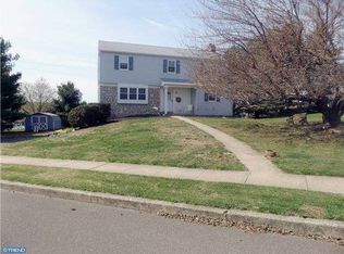36 Lynwood Dr, Chalfont, PA
