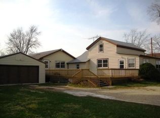 N1495 Brick School Rd, Walworth, WI 53184