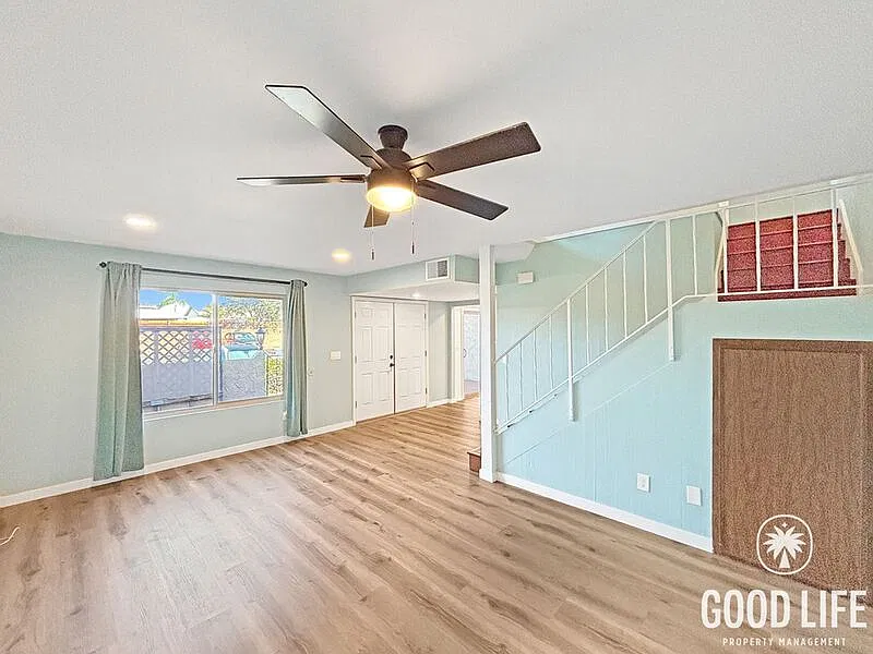 2 bed, 1.5 bath, 1116 sqft, $2,595 — Photo 3