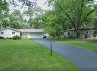 216 McCreey Ave, Glen Ellyn, IL